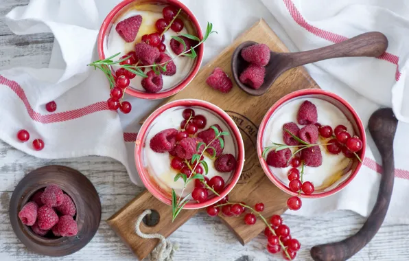 Картинка ягоды, малина, йогурт, красная смородина