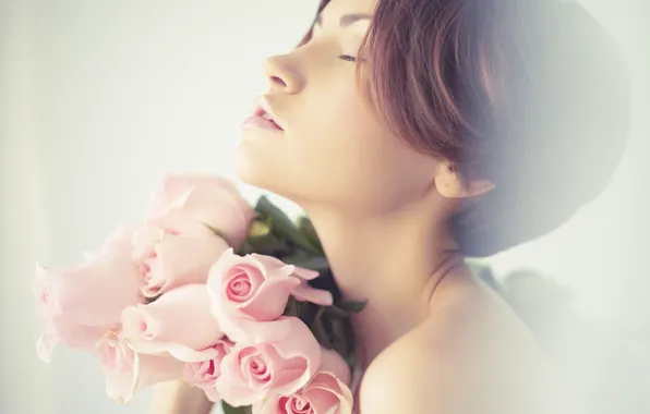 Картинка девушка, цветы, лицо, прическа, розовые розы
