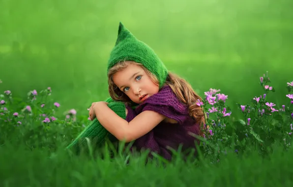 Трава, взгляд, цветы, размытость, девочка, шапочка