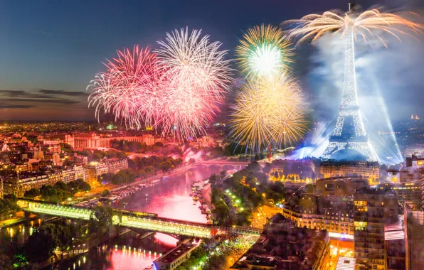 Франция, Париж, башня, салют, фейерверк, День взятия Бастилии, 14 июля 2015 года