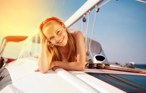 Картинка девушка, улыбка, настроение, яхта