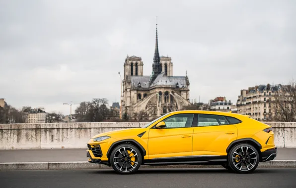 Париж, Lamborghini, вид сбоку, 2018, Urus