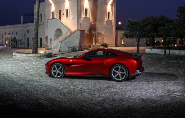 Ferrari, вид сбоку, 2018, Portofino