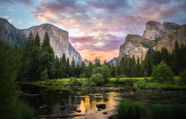 Картинка лес, небо, облака, деревья, горы, озеро, Yosemite National Park