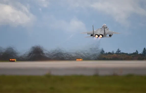 Eagle, взлёт, ВВС США, McDonnell Douglas, F-15C, завоевания превосходства в воздухе, Одноместный всепогодный истребитель