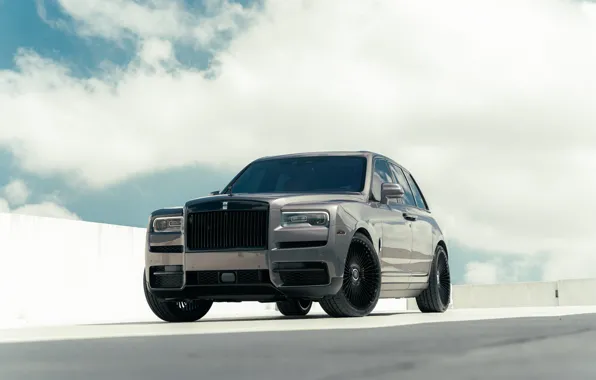 Картинка Rolls Royce, Clouds, Side, Gray, SUV, Sight, Cullinan