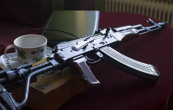 Оружие, Hungarian, AKM
