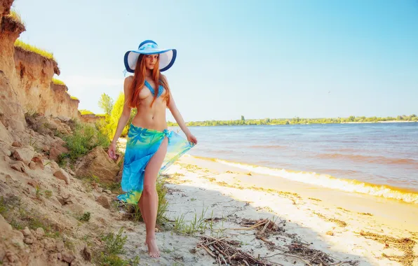 Эротика, грудь, вода, девушка, берег, сиськи, рыжая, Indiana A