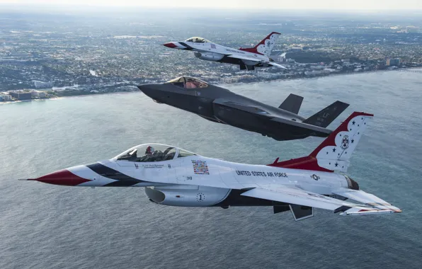 Картинка море, полет, город, истребители, F-16, Thunderbird, F-35A