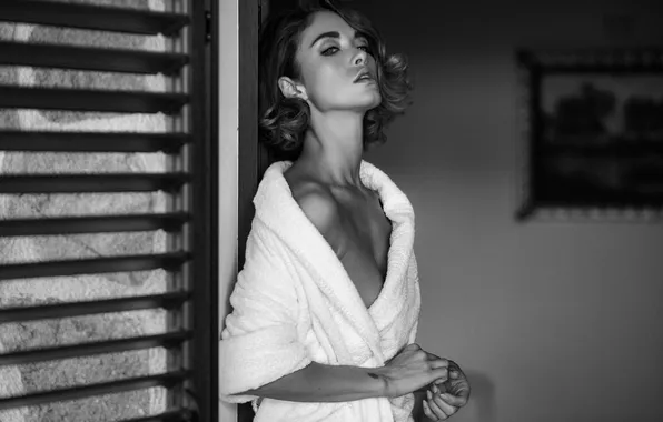 Erotic, Sacha Leyendecker, Viktoria Yarova