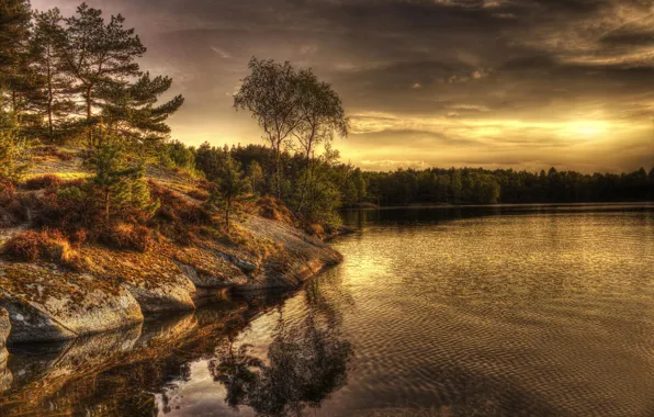 Озеро, вечер, Sweden