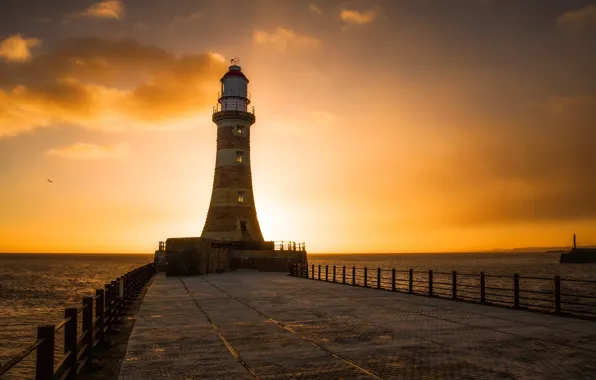 Картинка Sunrise, Sunderland, Roker Lighthouse, UK