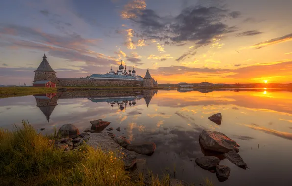 Россия, монастырь, водоем