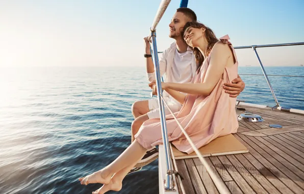Море, вода, девушка, счастье, улыбка, объятия, катер, парень