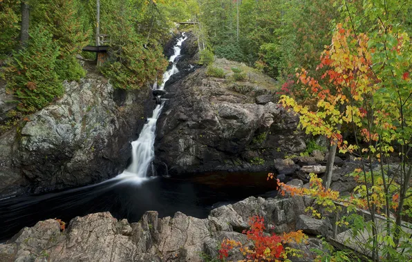 Картинка осень, лес, деревья, горы, река, скалы, водопад