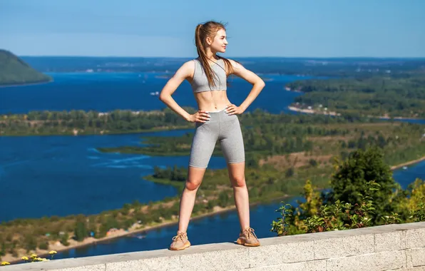 Картинка girl, shorts, beautiful, model, sneakers