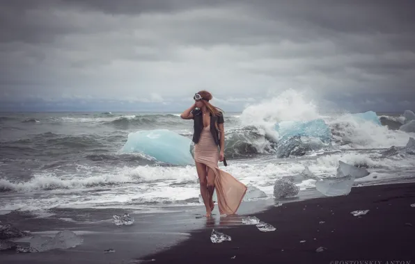 Океан, волны, девушки в фотографиях Люки О'Киф