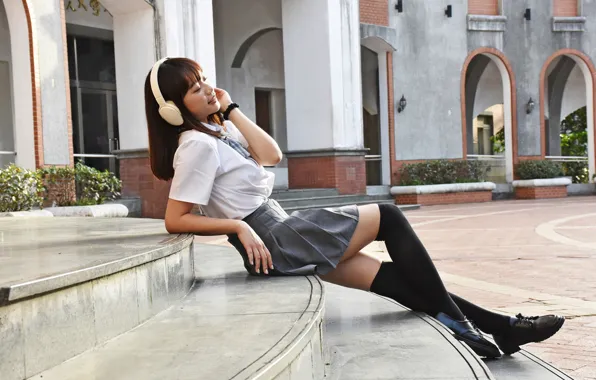 Картинка girl, asian, skirt, skirts, young woman, knee socks, young women