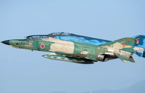 Истребители, пара, McDonnell Douglas, Kai Phantom II, F-4EJ