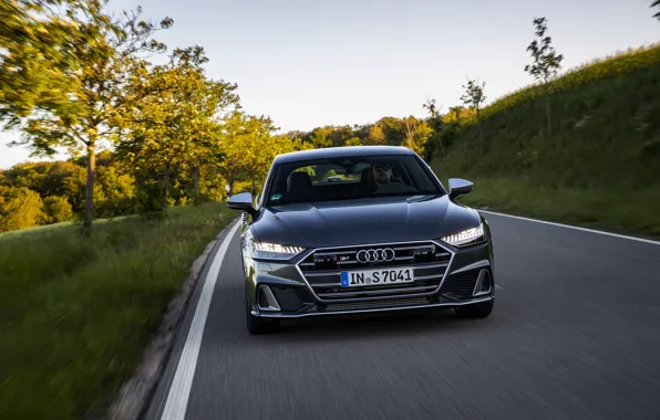 Audi, спереди, обочина, Audi A7, 2019, тёмно-серый, S7 Sportback