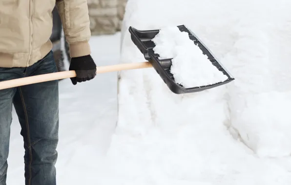 Картинка winter, snow, man, gloves, snow shovel