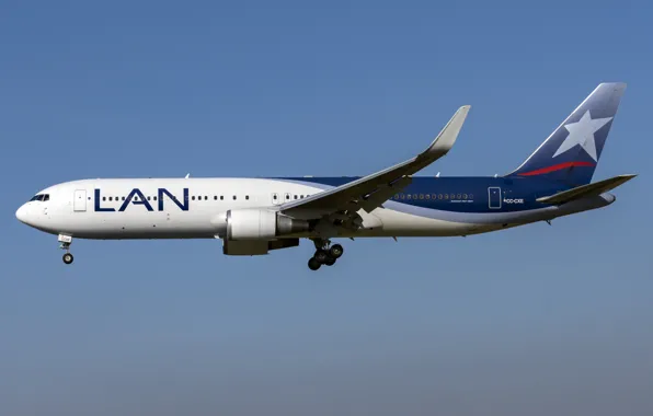 Картинка Boeing, 767-300W, LATAM Airlines Chile