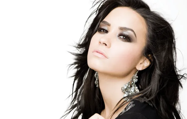 Красиво, американская актриса и певица, Деметрия Девонн «Деми» Ловато, Demetria Devonne «Demi» Lovato