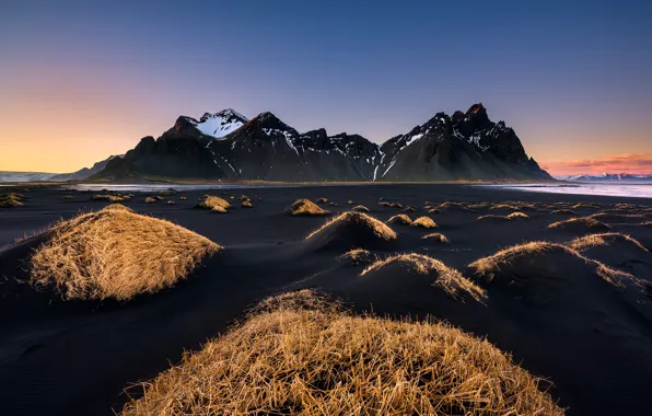 Пляж, горы, Исландия, чёрный песок