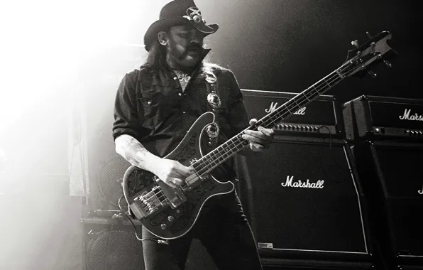 Сцена, bass, чёрно-белое, концерт, rip, усилитель, lemmy, motorhead