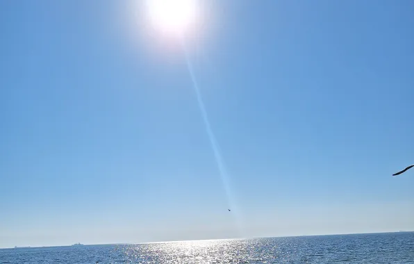 Słońce, morze bałtyckie, wiosna, jasność