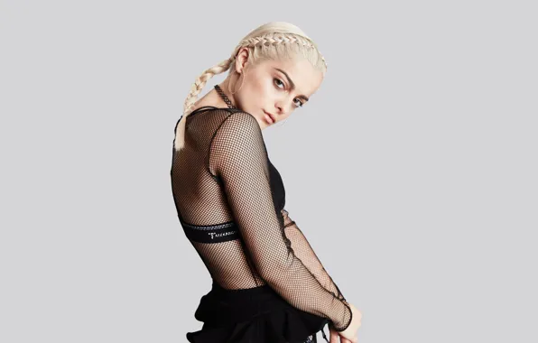 МУЗИКА, ПЕВЫЦА, BEBE REXHA