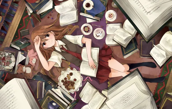 Комната, игрушки, часы, книги, печенье, галстук, чашка, лежит