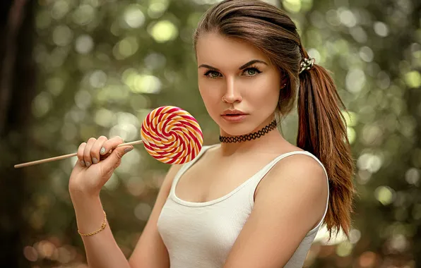 Взгляд, девушка, лицо, поза, рука, леденец, конфета, длинные волосы