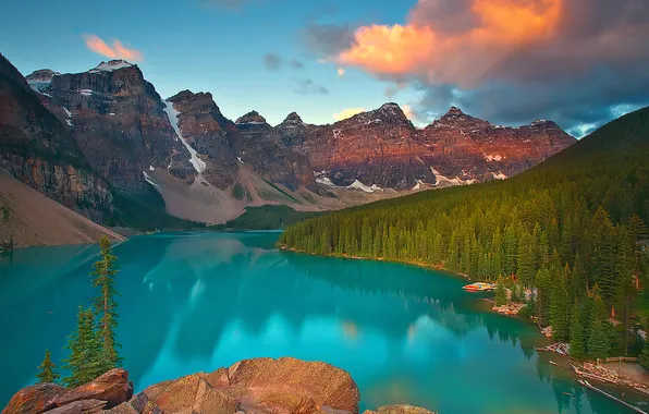 Картинка лес, горы, озеро, canada, alberta, sunrise on moraine lake - banff