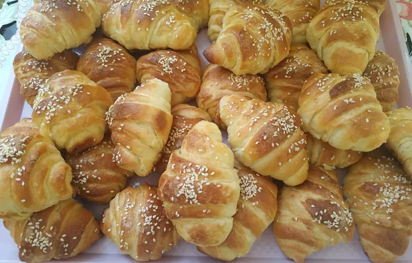 Salt, sesame seeds, scone