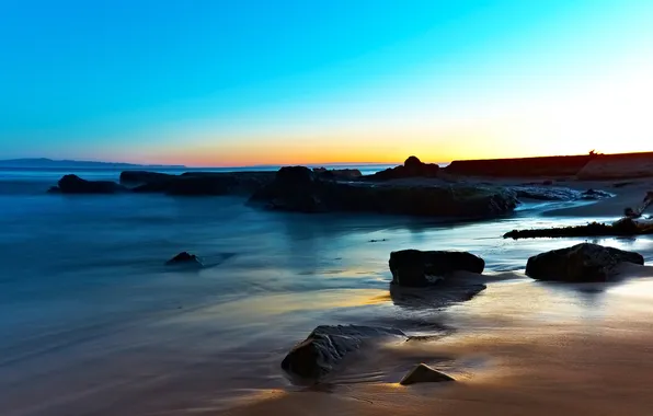 Картинка море, пляж, небо, камни