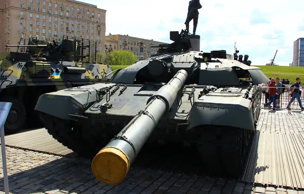 Картинка Москва, Украина, 2024, СВО, Поклонная Гора, Трофеи военной техники из Украины и НАТО, Подбитая техника …
