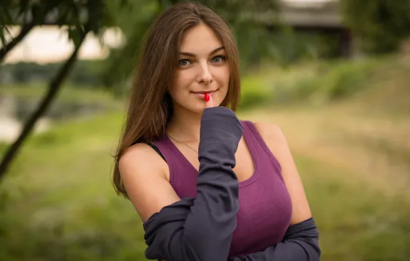 Лето, девушка, модель, майка, фотограф, шатенка, фиолетовая, большая грудь
