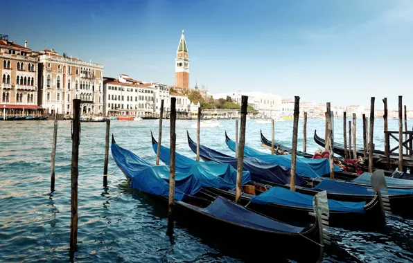 Картинка море, вода, пристань, Италия, Венеция, канал, Italy, гондолы