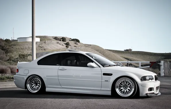 Картинка белый, холмы, бмв, столб, BMW, white, E46