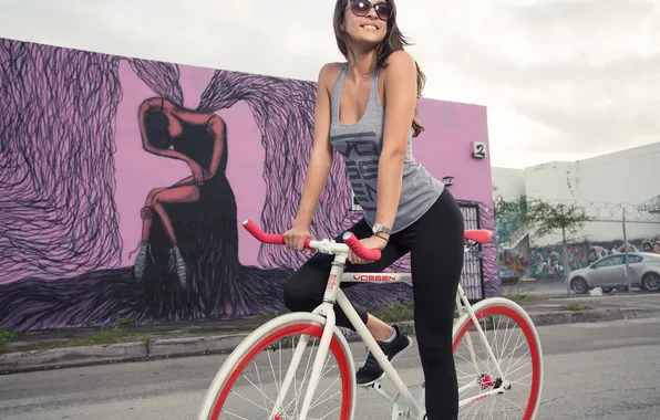 Картинка девушка, велосипед, граффити, брюнетка, очки, Vossen