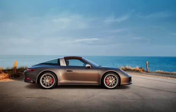 Картинка побережье, Porsche, 4x4, Biturbo, тарга, спецверсия, 911 Targa 4 GTS, Exclusive Manufaktur Edition