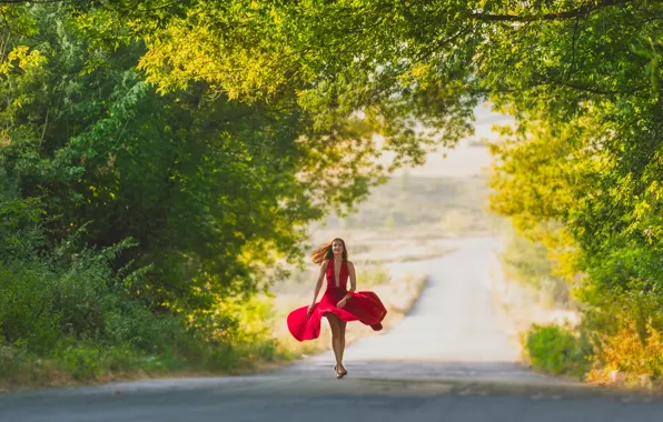 Картинка дорога, девушка, платье, в красном, рыжеволосая, походка, Lady in red
