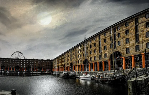 Город, Liverpool, England