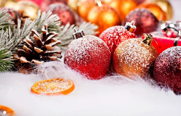 Картинка зима, снег, праздник, шары, новый год, рождество, фрукты, christmas
