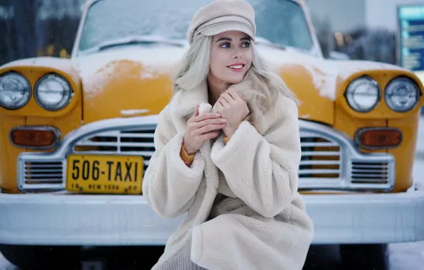 Картинка зима, машина, девушка, снег, улыбка, блондинка, такси, Ольга