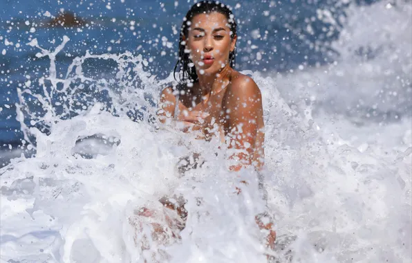 Model, wave, Aria, outside, gorgeous, photoshoot, posing, beautiful face