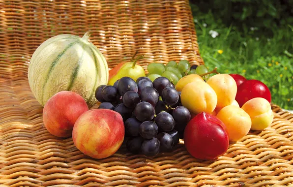 Картинка лето, ягоды, еда, виноград, груша, фрукты, солнечно, персики