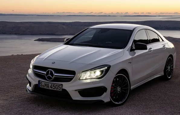 Mercedes-Benz, AMG, CLA45