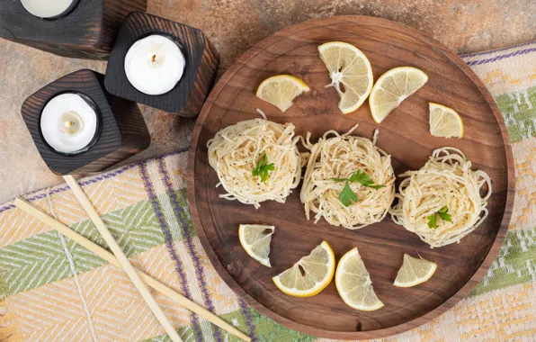 Лимоны, лапша, гнёзда, азиатская кухня